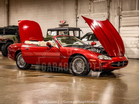 Used 2000 Jaguar XK8 Convertible RWD image 42