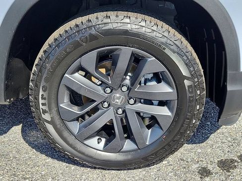 Certified 2026 Honda Ridgeline Sport image 8