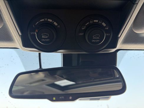 Used 2020 Toyota 4Runner TRD Off-Road Premium w/ Moonroof Package AWD/4WD image 18
