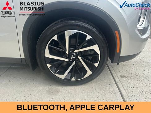 Used 2022 Mitsubishi Outlander ES AWD/4WD image 3