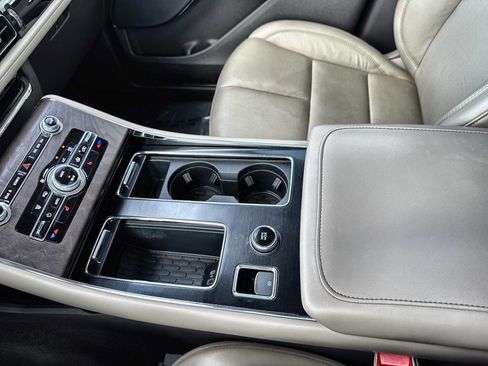 Used 2023 Lincoln Aviator Reserve RWD image 22