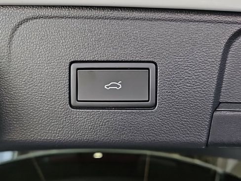 New 2026 Volkswagen Atlas SEL image 21