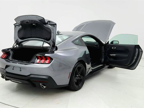 Used 2026 Ford Mustang Premium RWD image 11