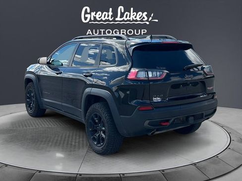 Used 2020 Jeep Cherokee Trailhawk w/ Cold Weather Group AWD/4WD image 3