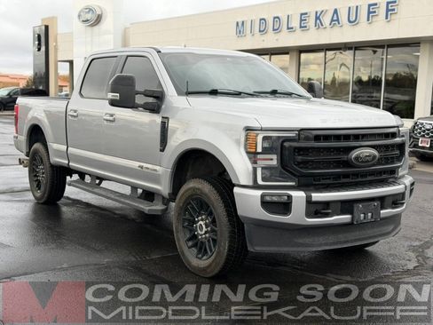 Used 2022 Ford F250 Lariat w/ Black Appearance Package image 1