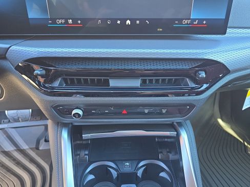 New 2025 BMW i4 xDrive40i image 29