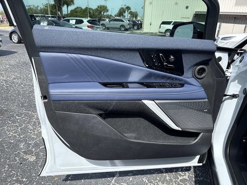 New 2026 Cadillac Optiq Luxury 2 RWD image 18