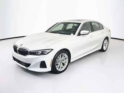 Used 2026 BMW 330i Sedan RWD image 3