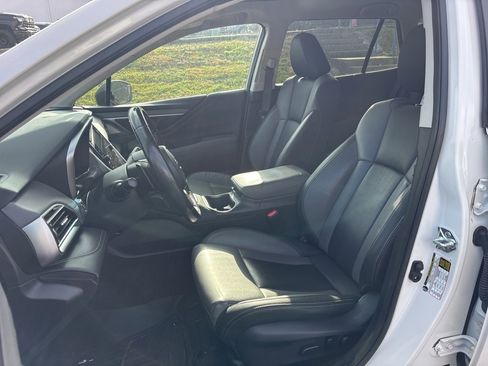 Used 2021 Subaru Outback Onyx Edition XT image 7