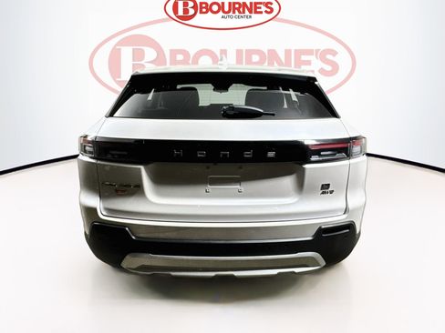 Used 2025 Honda Prologue EX image 9