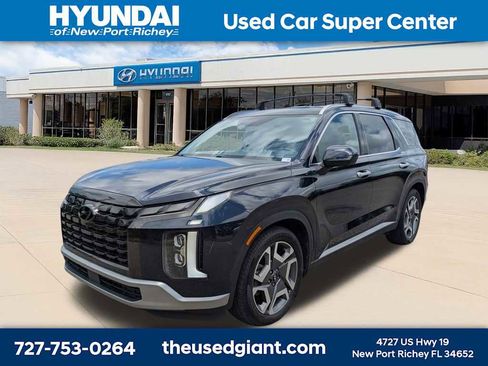 Used 2023 Hyundai Palisade Limited FWD image 1