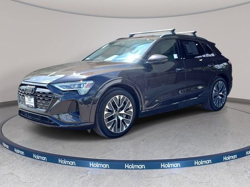 Used 2024 Audi Q8 e-tron Premium Plus AWD/4WD image 1