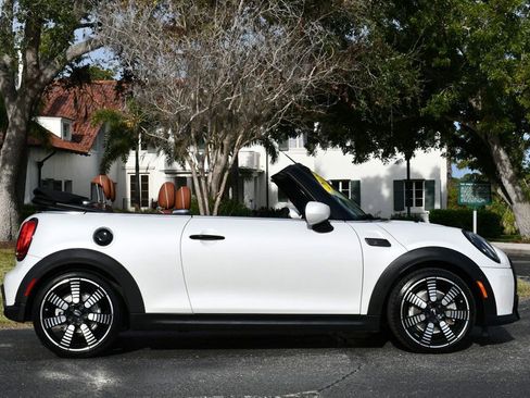 Used 2023 MINI Cooper S image 41