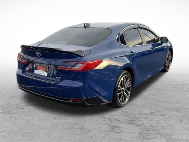 Used 2026 Toyota Camry XLE AWD/4WD image 7