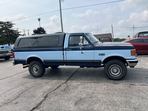 Used 1987 Ford F250 4x4 Regular Cab image 3