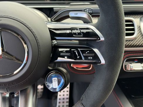New 2026 Mercedes-Benz GLE 63 AMG S image 21