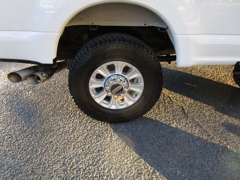 Used 2021 Ford F250 XL w/ STX Appearance Package image 23