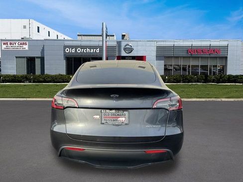 Used 2024 Tesla Model Y Long Range image 5