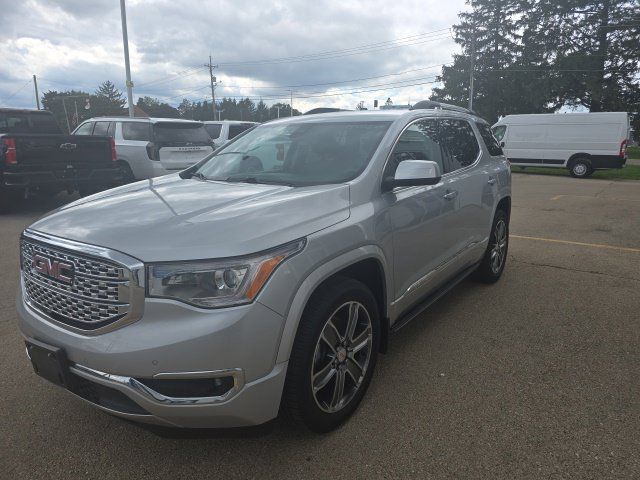 Used 2017 GMC Acadia Denali w/ Technology Package AWD/4WD image 3