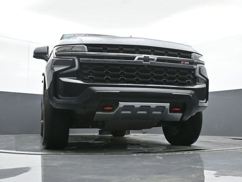 Used 2022 Chevrolet Suburban Z71 w/ Luxury Package image 45