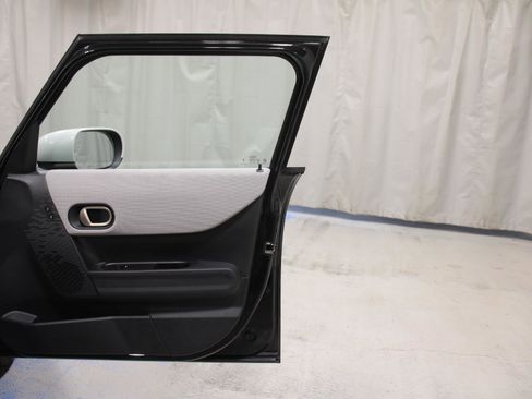 Certified 2025 MINI Cooper S image 21