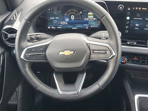 Certified 2025 Chevrolet Equinox LT w/ Convenience Package II image 14