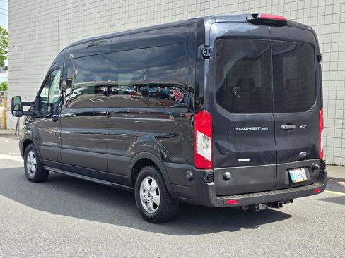 Used 2019 Ford Transit 350 XLT RWD image 5