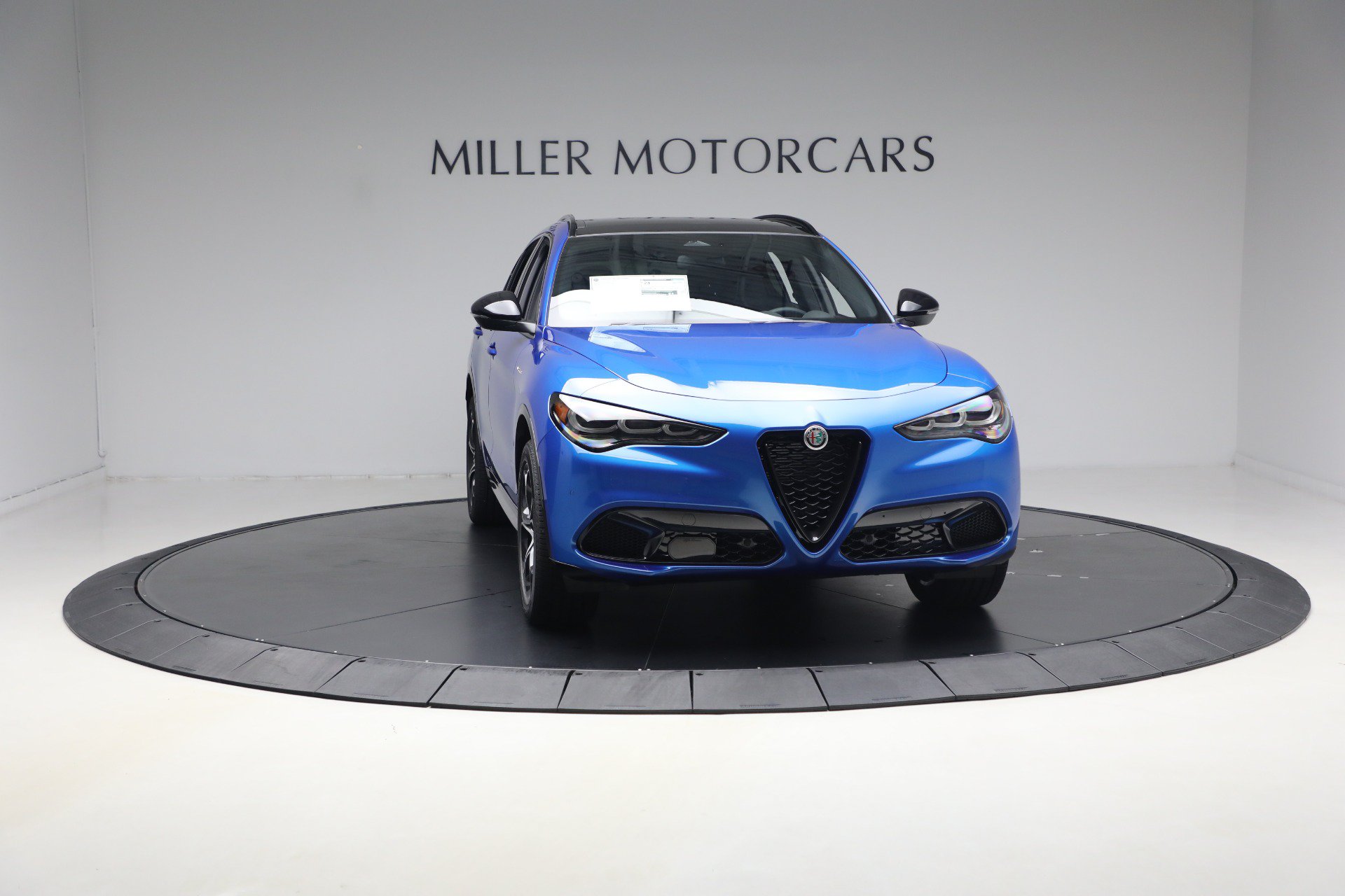 New 2026 Alfa Romeo Stelvio Sprint AWD/4WD image 12