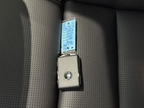 New 2026 Volvo XC60 B5 Ultra w/ Climate Package image 33