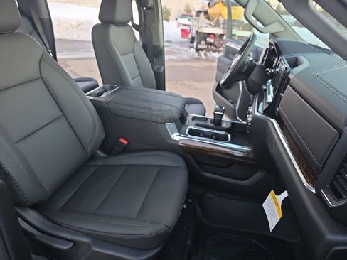 New 2026 GMC Sierra 1500 Elevation w/ Elevation Premium Package AWD/4WD image 10