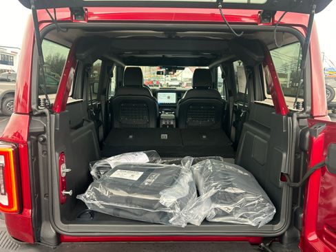 New 2025 Ford Bronco Badlands image 6