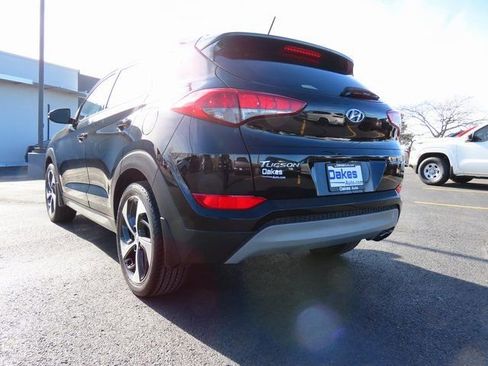 Used 2017 Hyundai Tucson Sport image 6