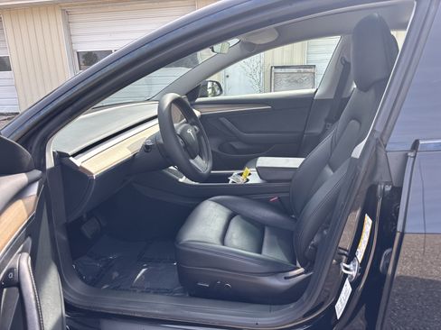 Used 2023 Tesla Model 3 Standard Range RWD image 16