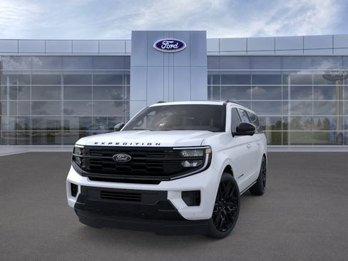 New 2026 Ford Expedition Max Platinum w/ Stealth Performance Package AWD/4WD image 2