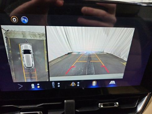 New 2026 Chevrolet Equinox ACTIV w/ Convenience Package III image 24