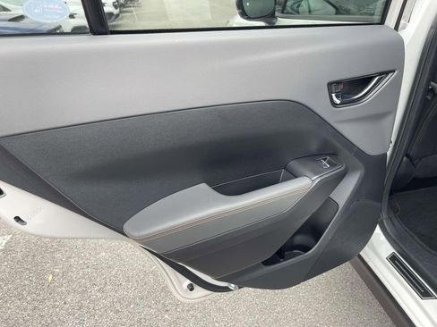 Used 2025 Subaru Crosstrek 2.5i Limited w/ Crosstrek Mirror Package image 18