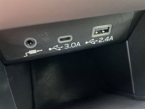 Used 2024 Subaru Outback Premium image 56