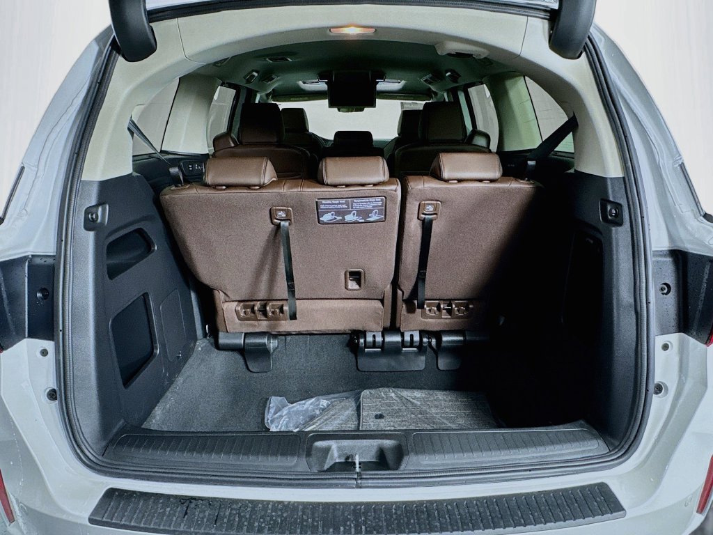 Used 2026 Honda Odyssey Touring image 40