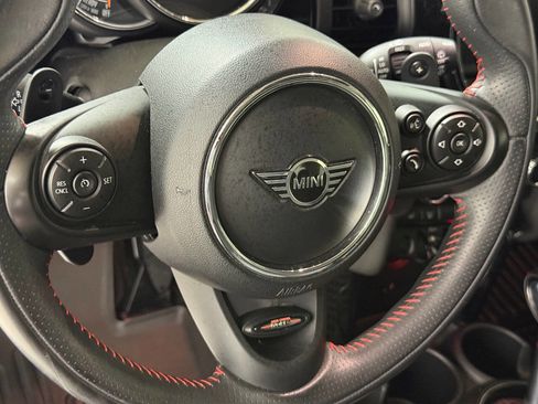 Used 2019 MINI Cooper S image 34