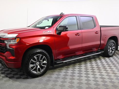 Used 2023 Chevrolet Silverado 1500 RST AWD/4WD image 2