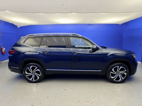 Used 2023 Volkswagen Atlas SEL image 8