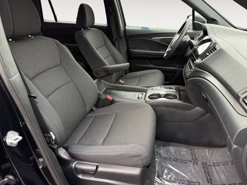 Used 2021 Honda Passport Sport image 19