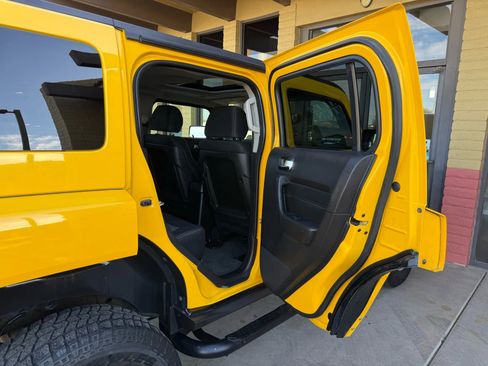 Used 2007 HUMMER H3 image 26