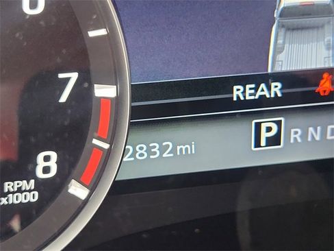 Certified 2024 Nissan Frontier SV w/ Hardbody Edition image 27