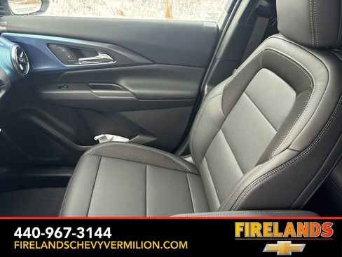 New 2026 Chevrolet Equinox EV LT image 15