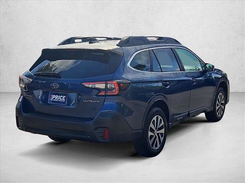 Used 2020 Subaru Outback Premium image 5