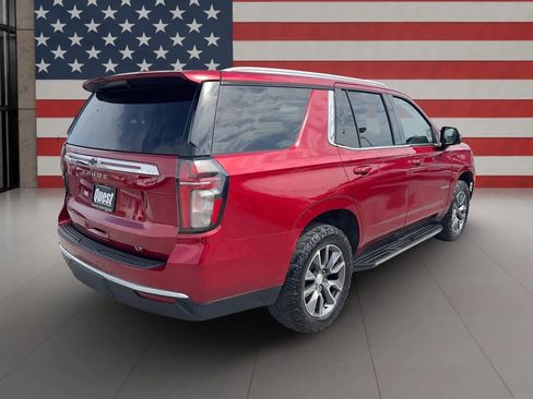 Used 2021 Chevrolet Tahoe LT w/ LT Signature Package image 3