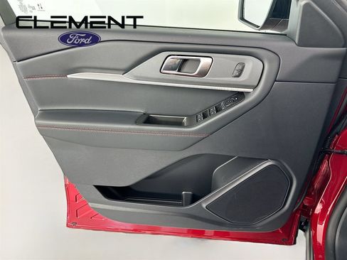 New 2026 Ford Explorer ST-Line w/ ST-Line Street Pack AWD/4WD image 25