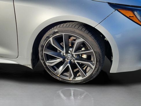 Used 2021 Toyota Corolla XSE image 15