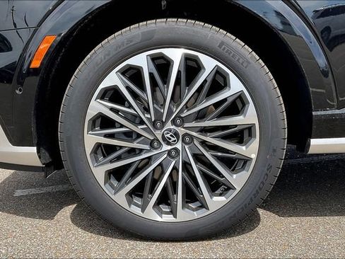 New 2026 Hyundai Palisade Calligraphy FWD image 12